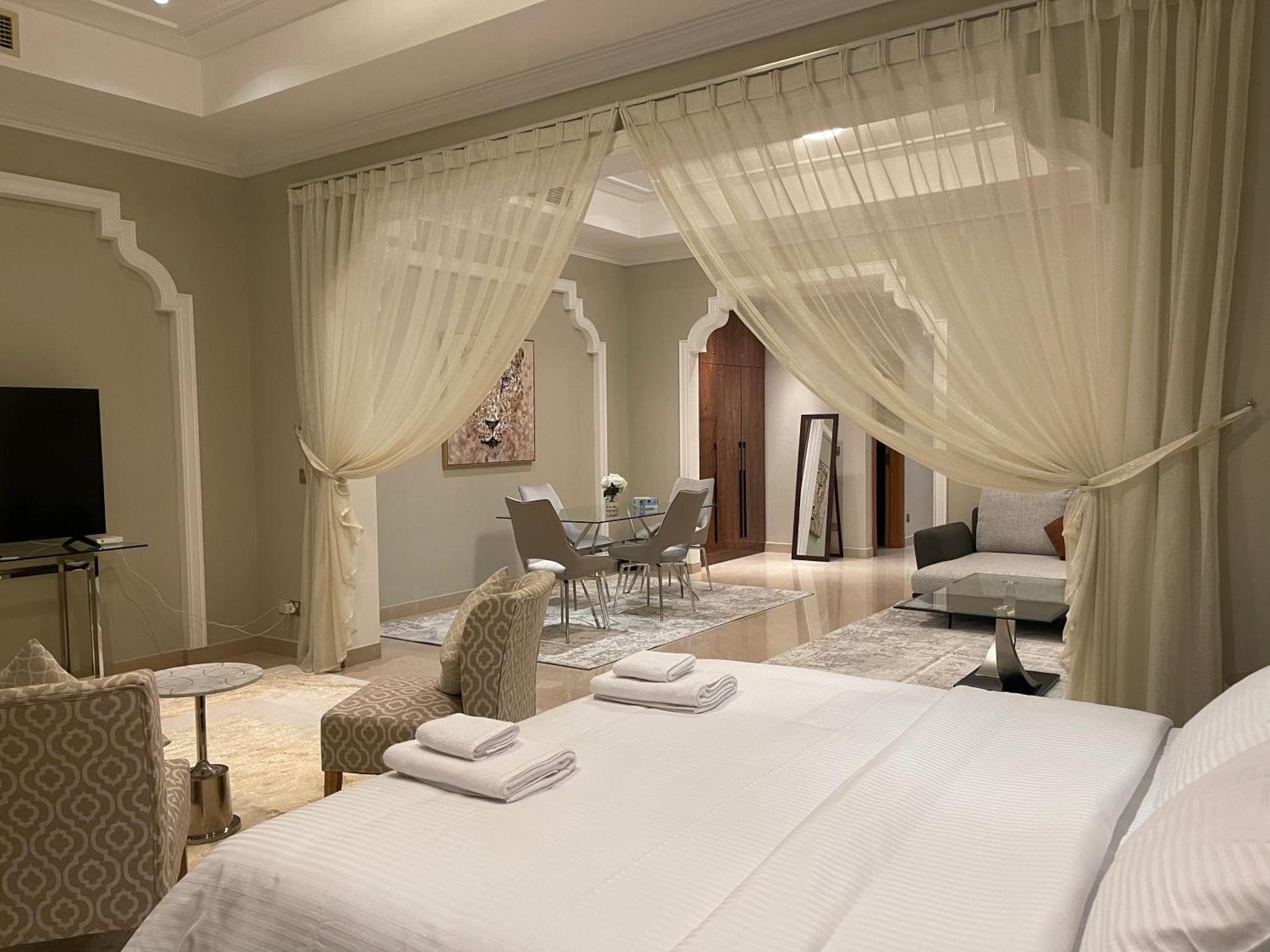 Private Suites Al Hamra Palace At Golf & Sea Resort Ras al-Khaimah Værelse billede